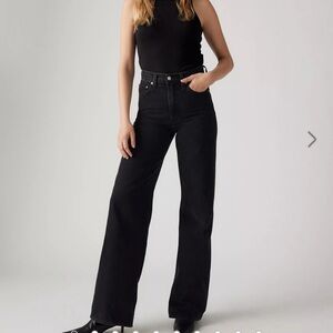 Levi’s Ribcage Wide Leg Jeans, Size 28